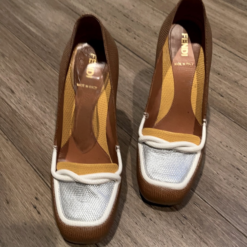 Fendi, pumps w/dust bag. Purchased from Fendi